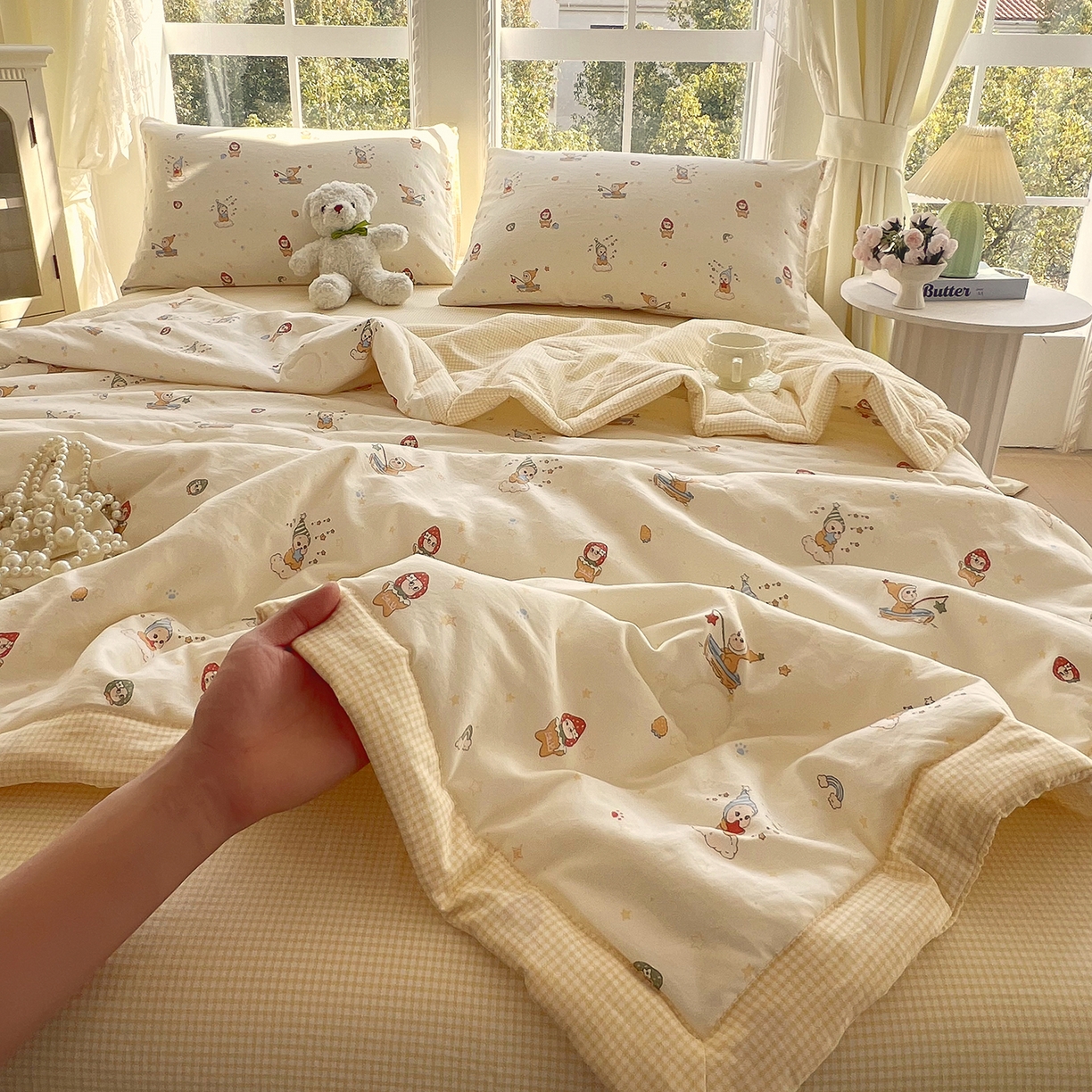 91家纺网 家纺一手货源 找家纺 梵克保罗 2026春夏新款抗菌亲肤棉田园碎花格子单夏被夏被四件套空调被 黄格星趣