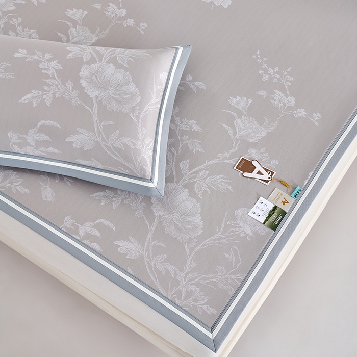 91家纺网 家纺一手货源 找家纺 小牛席业 2026新款牡丹清凉大提花冰丝席凉席席子 香槟