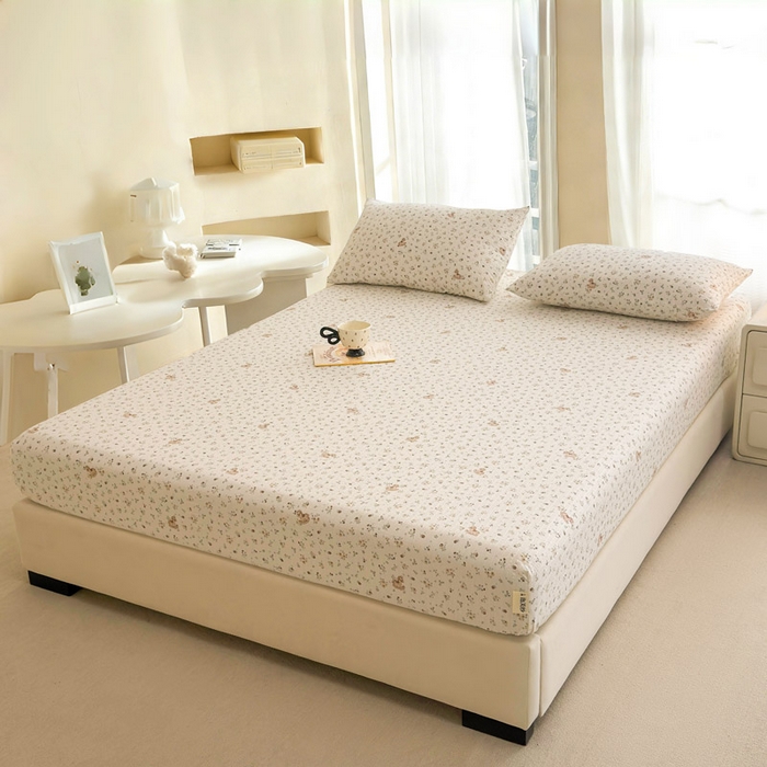 91家纺网 家纺一手货源 找家纺 几禾 2026新款高克重泡芙纱~印花款（单床笠）浅糯系列-110g CL浅糯-木马小花团