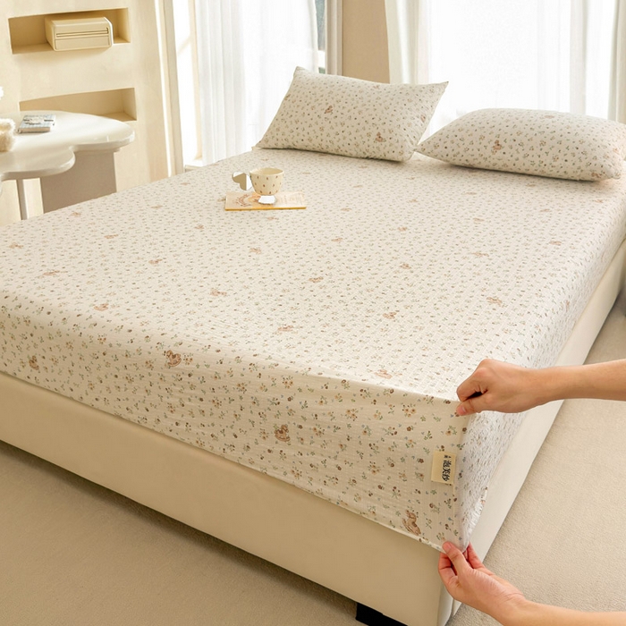 91家纺网 家纺一手货源 找家纺 几禾 2026新款高克重泡芙纱~印花款（单床笠）浅糯系列-110g CL浅糯-木马小花团