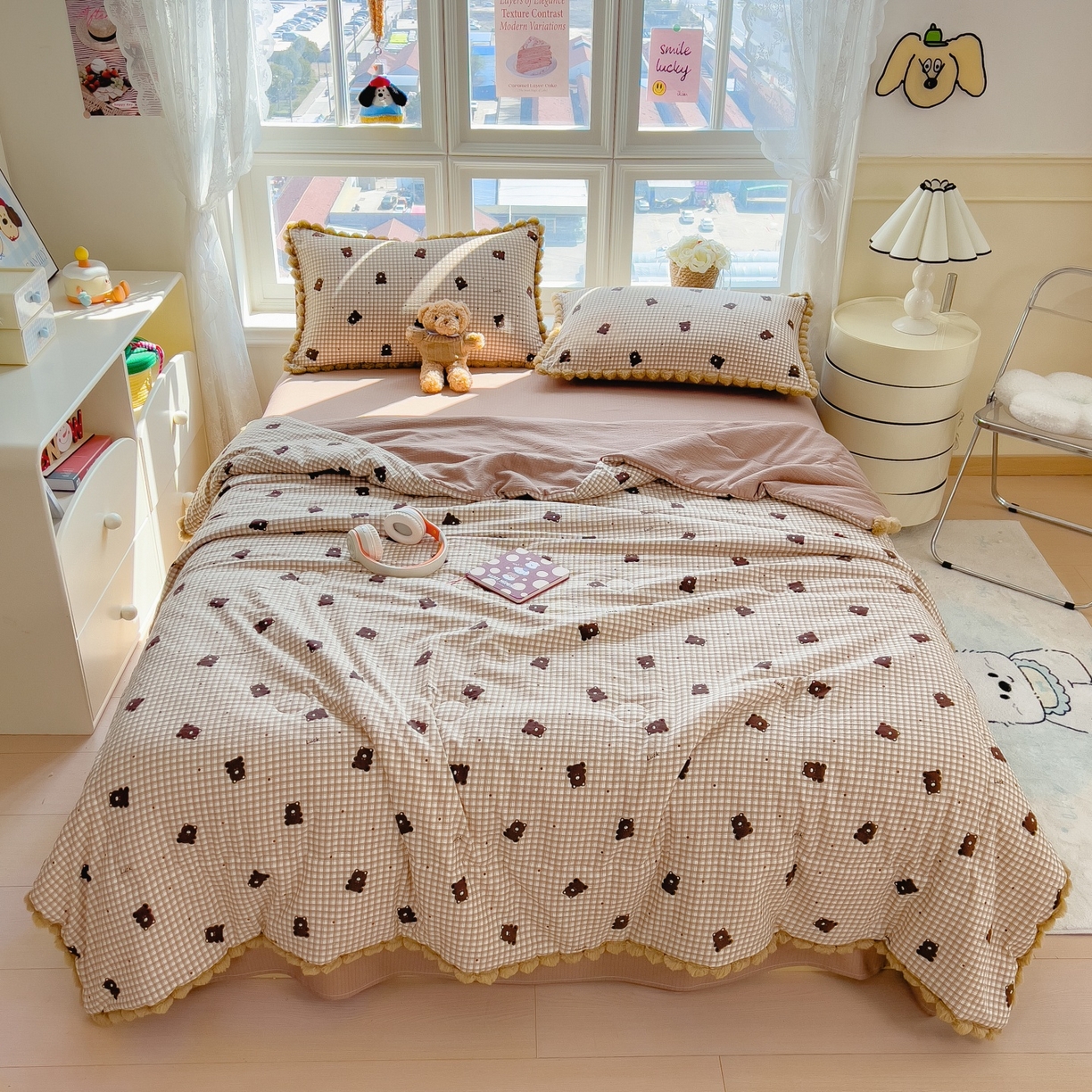 91家纺网 家纺一手货源 找家纺 梵克保罗 2026春夏新款10A抗菌毛球花边皱皱纱夏被单夏被空调被夏被四件套 乐趣