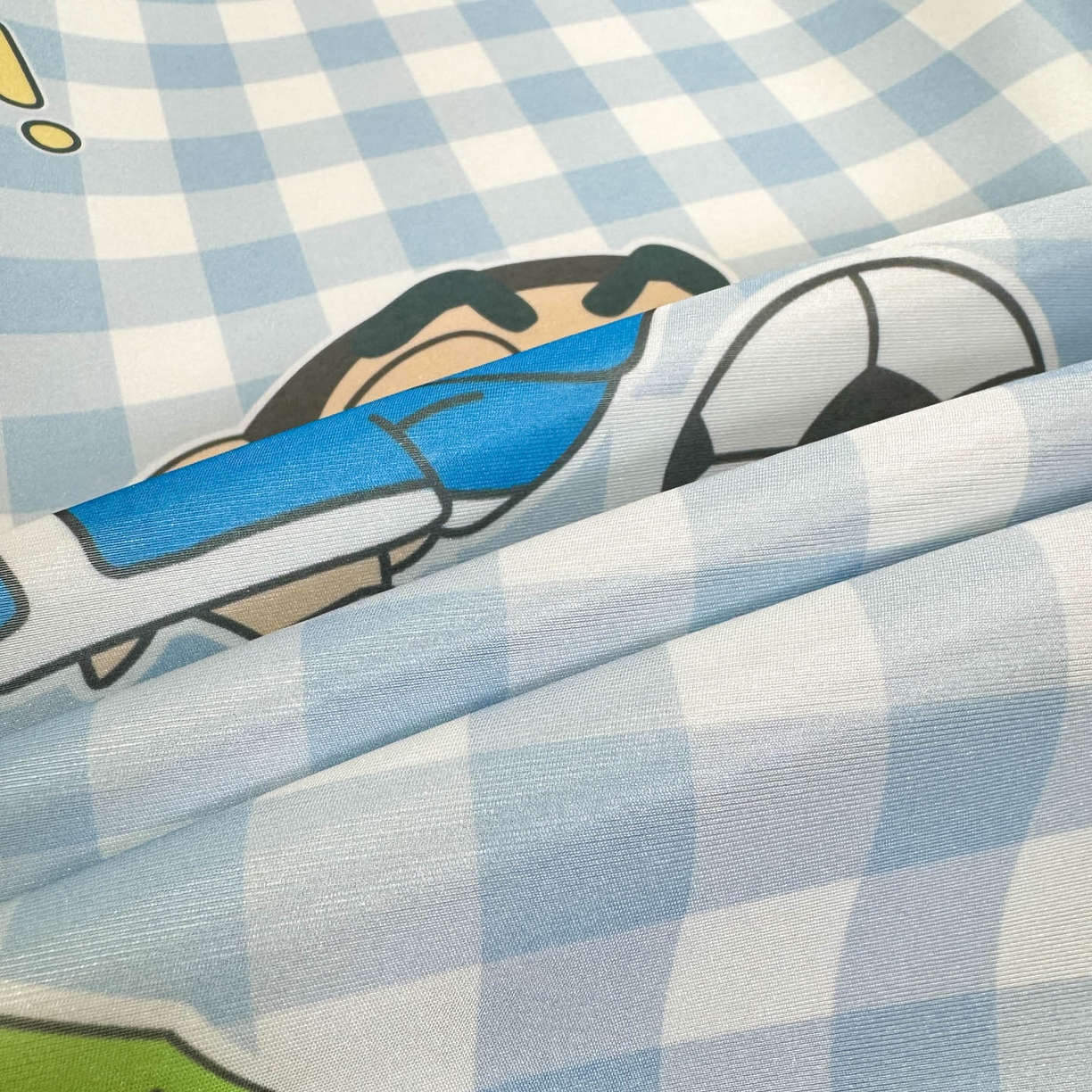 91家纺网 家纺一手货源 找家纺 博雅 2026新款蜡笔小新正版授权小冰皮小版印花凉席-平铺款 小版-蓝格蜡笔小新