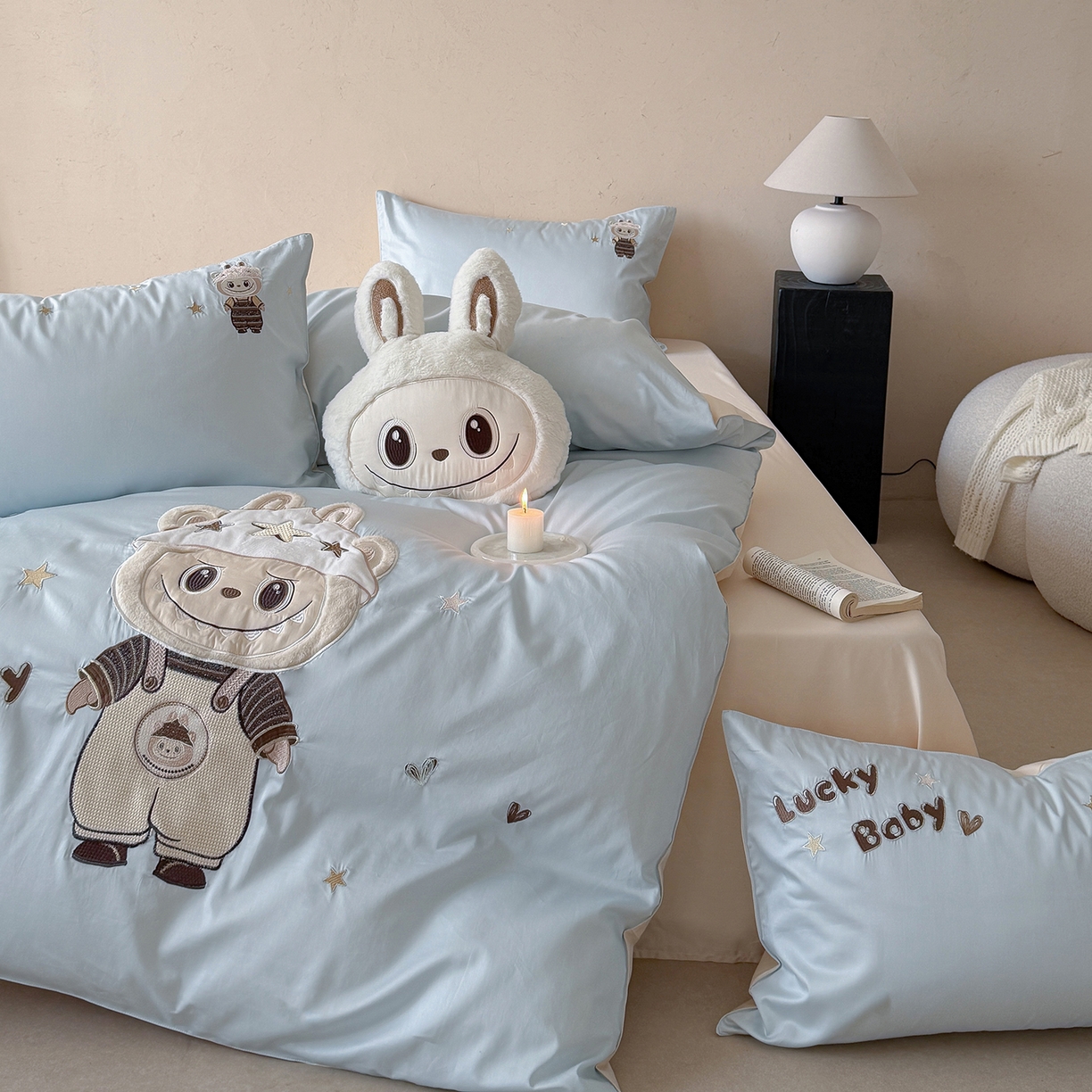 91家纺网 家纺一手货源 找家纺 优悦生活馆 2026新款全棉贴布绣四件套-幸运布布 幸运布布-蓝