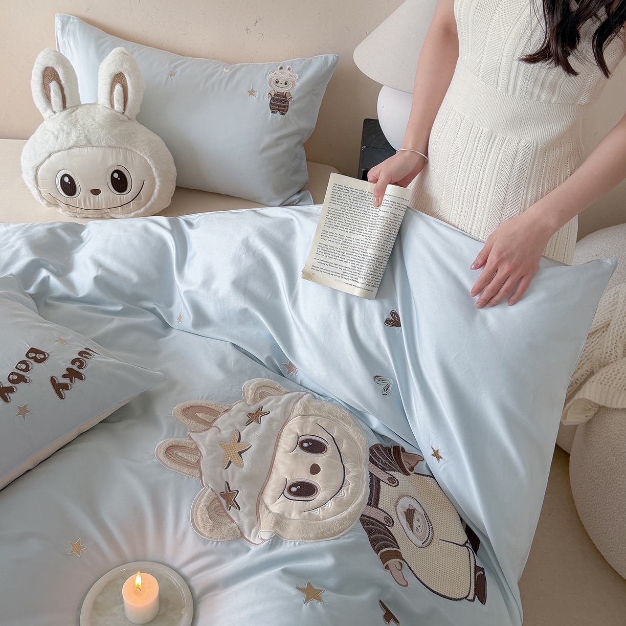 91家纺网 家纺一手货源 找家纺 优悦生活馆 2026新款全棉贴布绣四件套-幸运布布 幸运布布-蓝