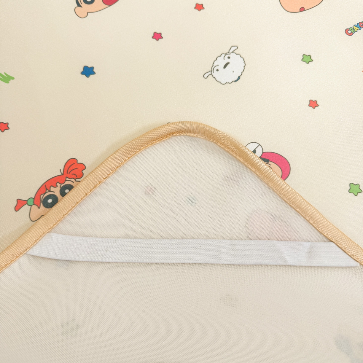 91家纺网 家纺一手货源 找家纺 博雅 2026新款蜡笔小新正版授权小冰皮小版印花凉席-平铺款 小版-彩色星星蜡笔小新