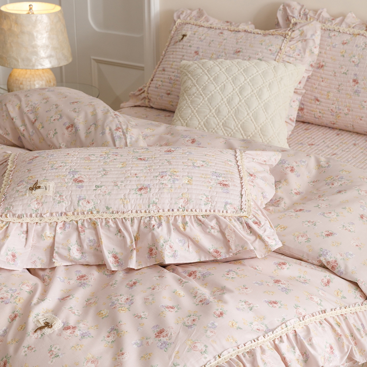 91家纺网 家纺一手货源 找家纺 菊上家纺 2026新款40支全棉纯棉斜纹床盖款四件套 粉迪