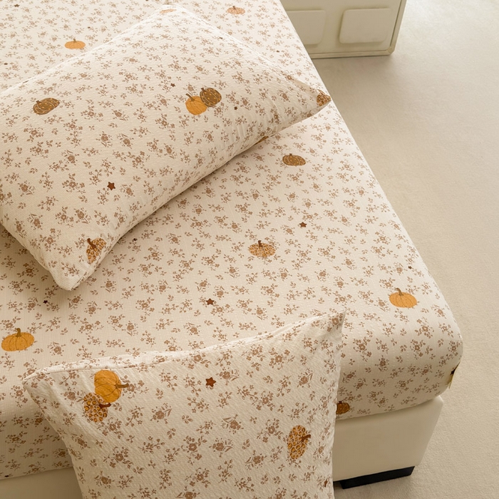 91家纺网 家纺一手货源 找家纺 几禾 2026新款高克重泡芙纱~印花款（单床笠）浅糯系列-110g CL浅糯-秋末南瓜星