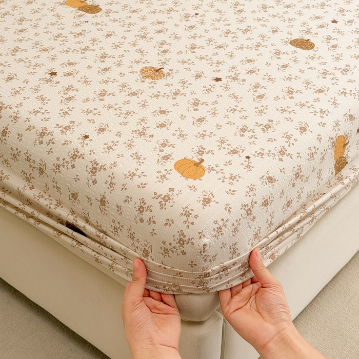 91家纺网 家纺一手货源 找家纺 几禾 2026新款高克重泡芙纱~印花款（单床笠）浅糯系列-110g CL浅糯-秋末南瓜星