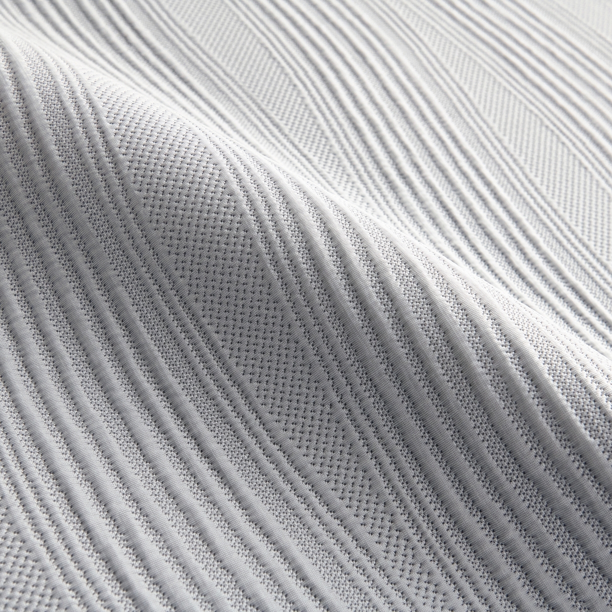 91家纺网 家纺一手货源 找家纺 （总）梵克保罗 2026春夏新款高分子4D凉感冰豆豆席波浪纹款平席款凉席款三件套