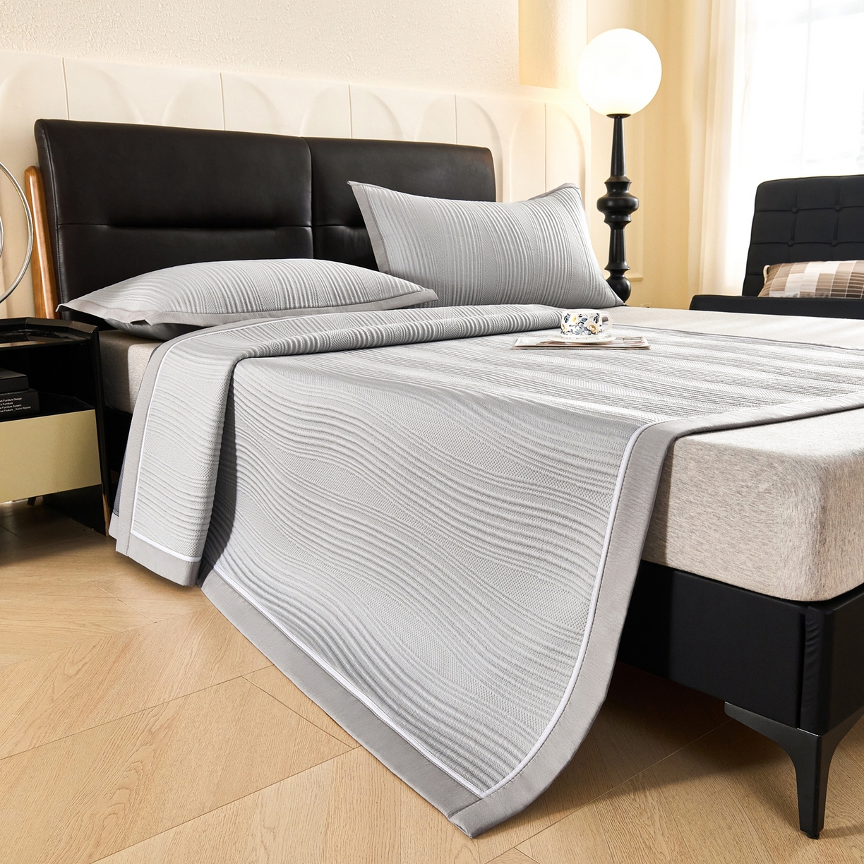 91家纺网 家纺一手货源 找家纺 梵克保罗 2026春夏新款高分子4D凉感冰豆豆席波浪纹款平席款凉席款三件套 波浪纹-北极灰