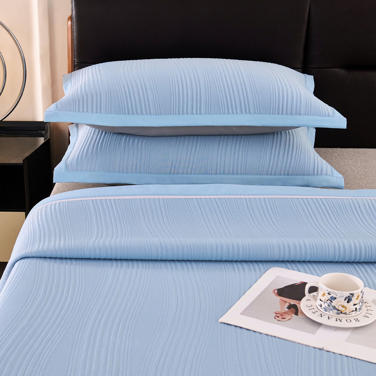 91家纺网 家纺一手货源 找家纺 梵克保罗 2026春夏新款高分子4D凉感冰豆豆席波浪纹款平席款凉席款三件套 波浪纹-海洋蓝