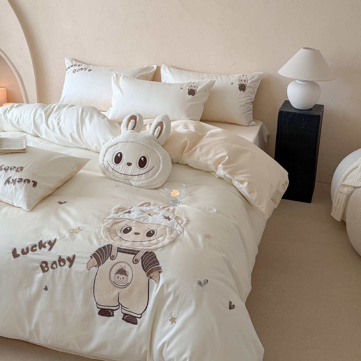 91家纺网 家纺一手货源 找家纺 优悦生活馆 2026新款全棉贴布绣四件套-幸运布布 幸运布布-白