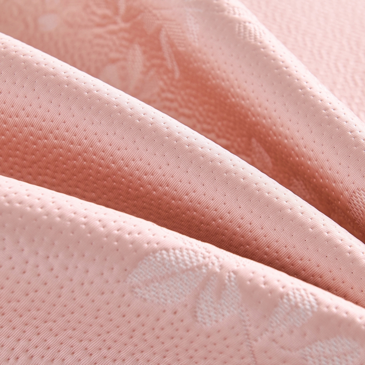 91家纺网 家纺一手货源 找家纺 （总）梵克保罗 2026春夏新款高分子复合凉感提花蕾丝双层床裙款凉席三件套花语系列