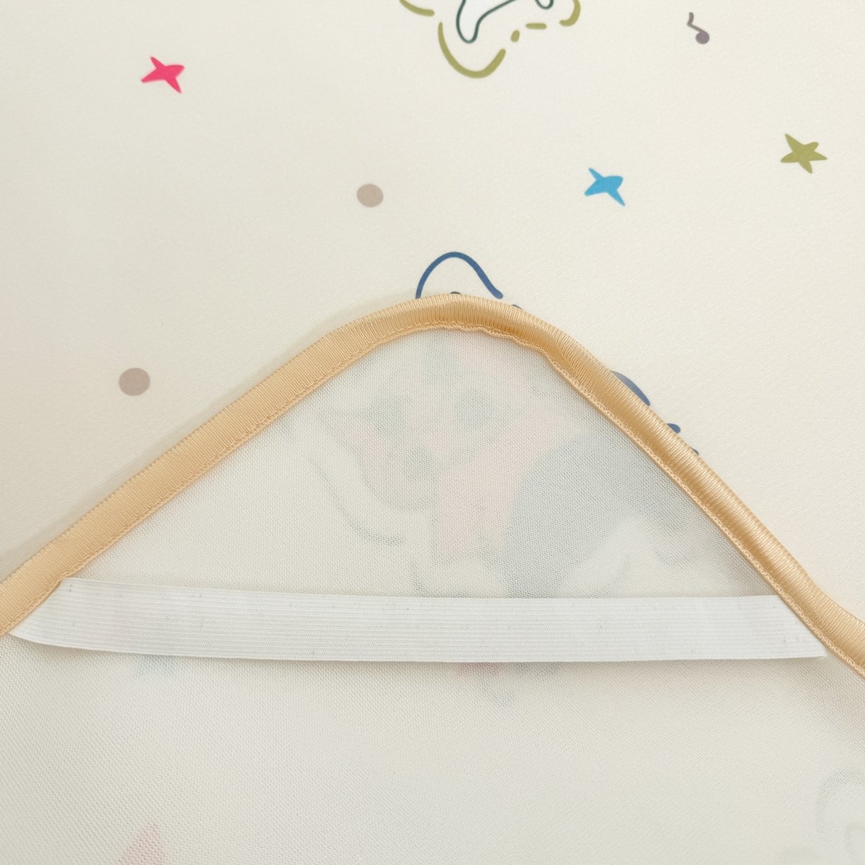 91家纺网 家纺一手货源 找家纺 博雅 2026新款蜡笔小新正版授权小冰皮小版印花凉席-平铺款 小版-小彩带蜡笔小新