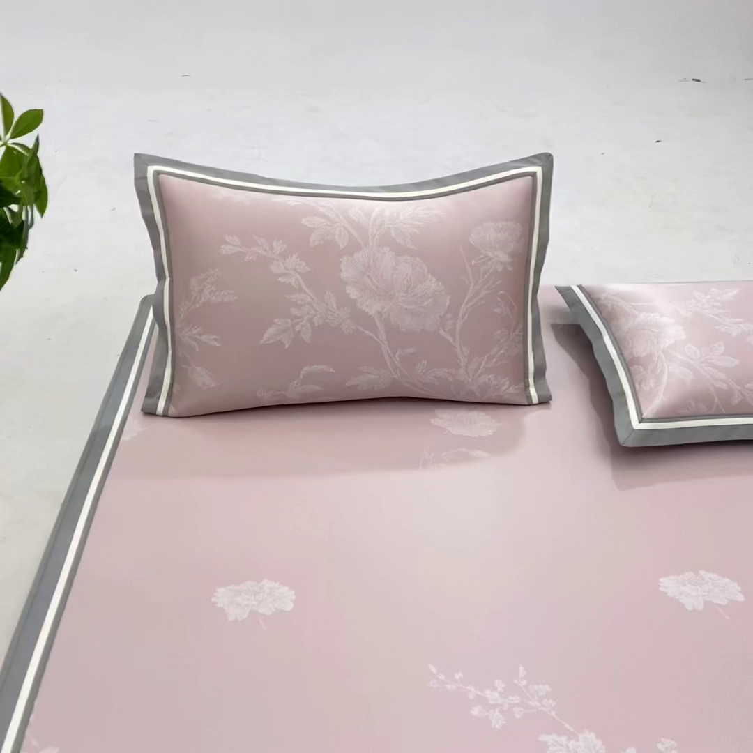 91家纺网 家纺一手货源 找家纺 小牛席业 2026新款牡丹清凉大提花床笠款冰丝席凉席席子藤席竹席豆豆席乳胶席 粉色