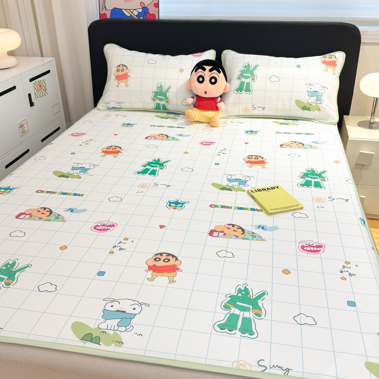 91家纺网 家纺一手货源 找家纺 博雅 2026新款蜡笔小新正版授权小冰皮小版印花凉席-平铺款 小版-小新格子屋