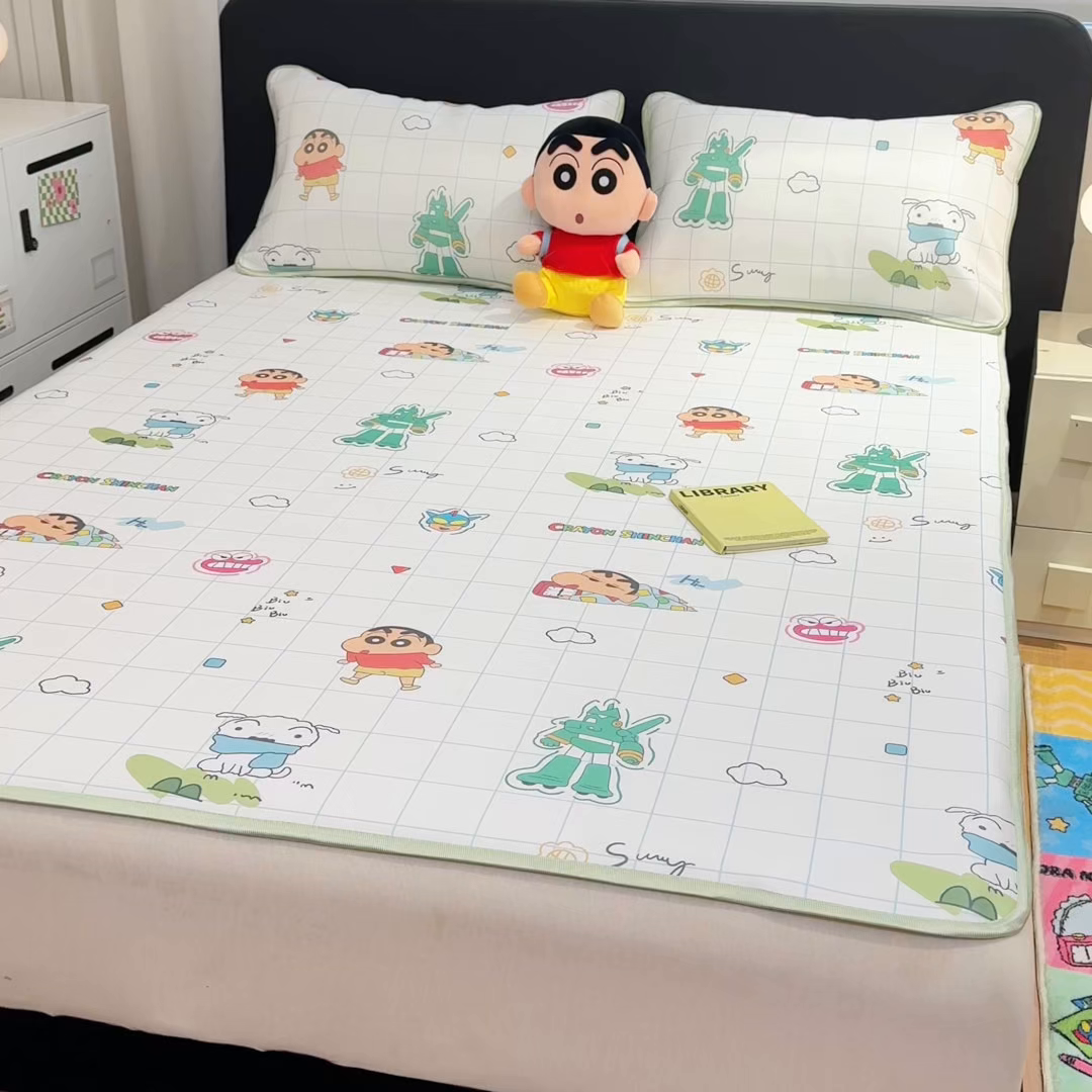 91家纺网 家纺一手货源 找家纺 博雅 2026新款蜡笔小新正版授权小冰皮小版印花凉席-平铺款 小版-小新格子屋