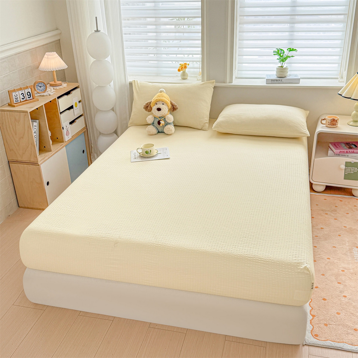 91家纺网 家纺一手货源 找家纺 女子家纺 2026新款亲肤泡芙纱印花床笠单床笠床笠单件 杏仁白