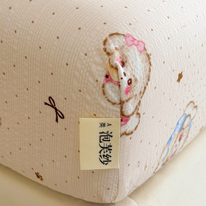 91家纺网 家纺一手货源 找家纺 几禾 2026新款高克重泡芙纱~印花款（单床笠）浅糯系列-110g CL浅糯-甜品萌狗