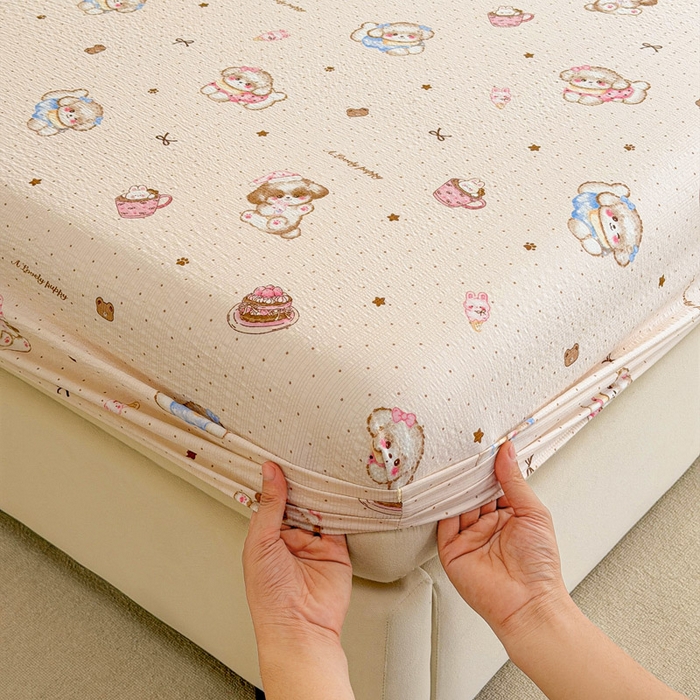 91家纺网 家纺一手货源 找家纺 几禾 2026新款高克重泡芙纱~印花款（单床笠）浅糯系列-110g CL浅糯-甜品萌狗