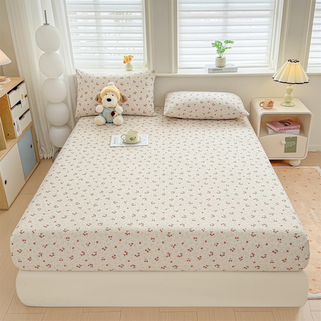 91家纺网 家纺一手货源 找家纺 女子家纺 2026新款亲肤泡芙纱印花床笠单床笠床笠单件 樱桃心事