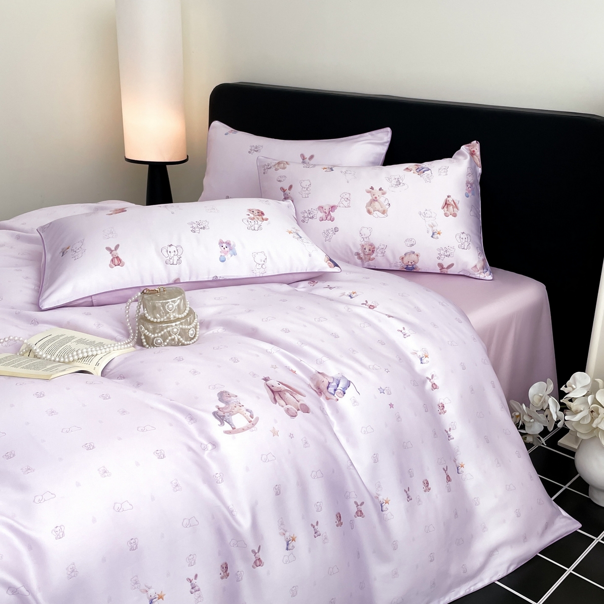 91家纺网 家纺一手货源 找家纺 慕晨 2026新款莱赛尔数码印高级简奢卡通大版印花丝滑被套四件套 木马象--紫