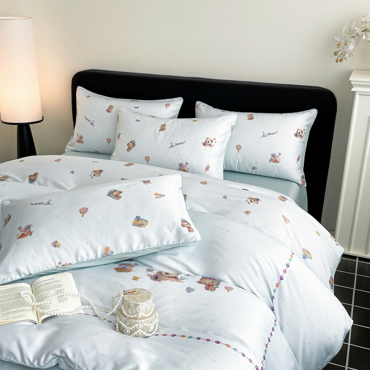 91家纺网 家纺一手货源 找家纺 慕晨 2026新款莱赛尔数码印高级简奢卡通大版印花丝滑被套四件套 三只熊--蓝