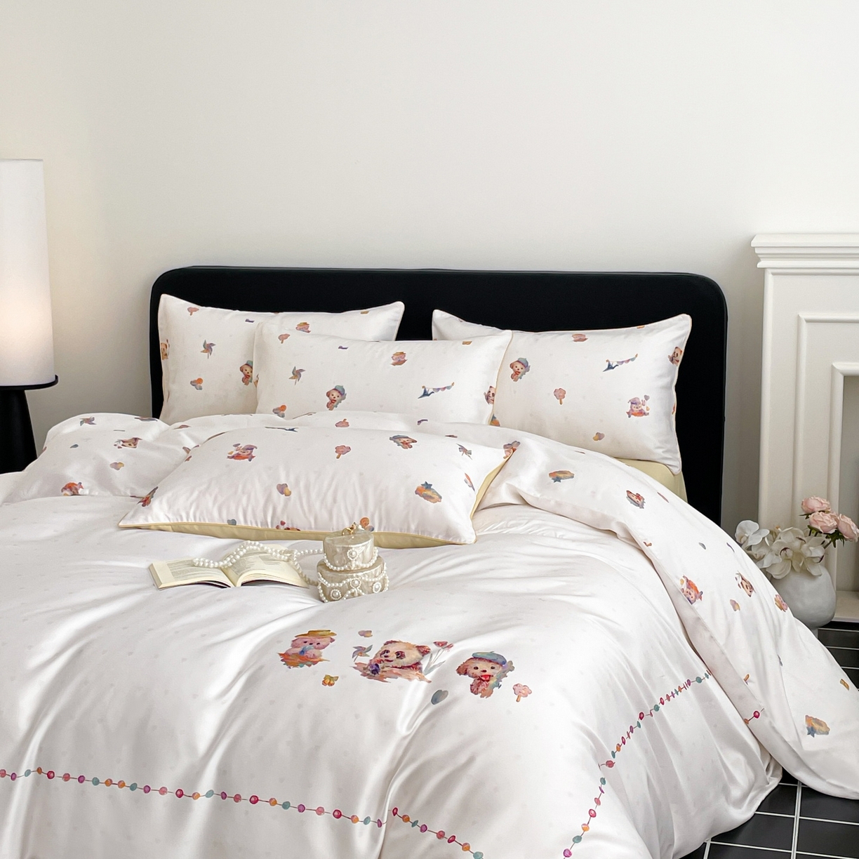 慕晨 2026新款莱赛尔数码印高级简奢卡通大版印花丝滑被套四件套 三只熊--米白