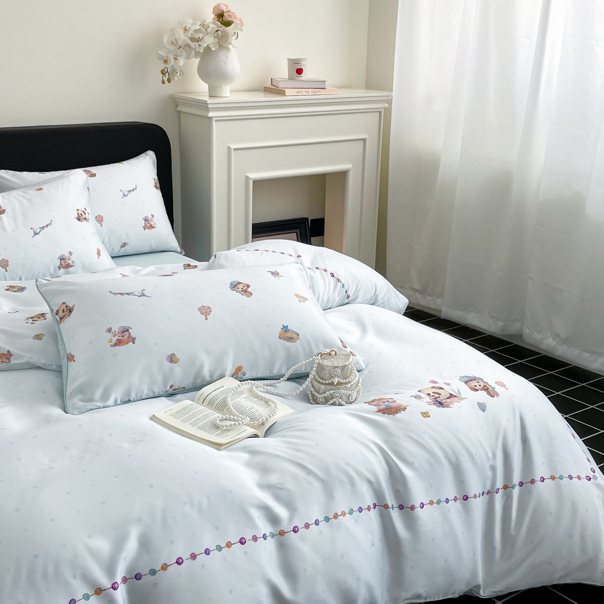 91家纺网 家纺一手货源 找家纺 慕晨 2026新款莱赛尔数码印高级简奢卡通大版印花丝滑被套四件套 三只熊--蓝