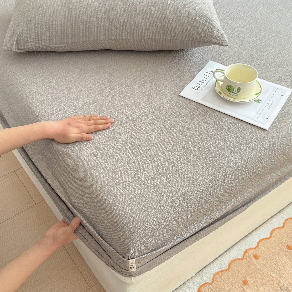 91家纺网 家纺一手货源 找家纺 女子家纺 2026新款亲肤泡芙纱印花床笠单床笠床笠单件 陨石灰