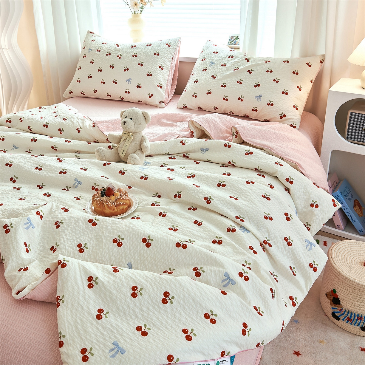91家纺网 家纺一手货源 找家纺 铺尚美家纺 2026新款泡芙棉夏被四件套泡芙纱单夏被空调被夏凉被-印花 红樱桃