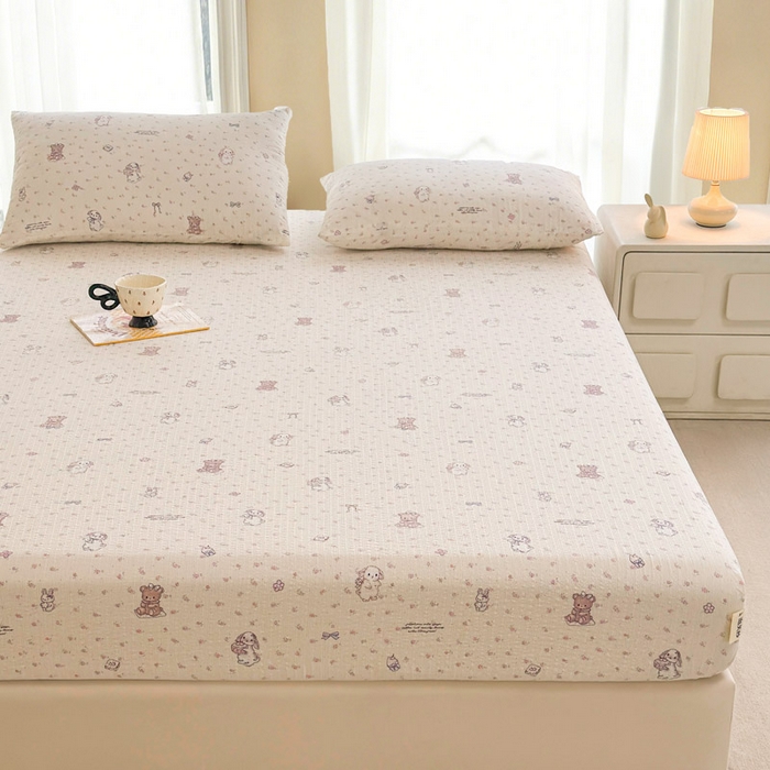 91家纺网 家纺一手货源 找家纺 几禾 2026新款高克重泡芙纱~印花款（单床笠）浅糯系列-110g CL浅糯-悦悦小兔