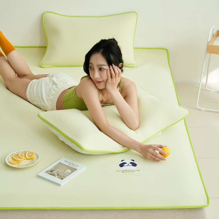 91家纺网 家纺一手货源 找家纺 （总）晨曦家纺 2026新款可爱熊猫冻冻凉感席3D空气感凉席席子