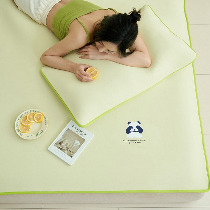 91家纺网 家纺一手货源 找家纺 （总）晨曦家纺 2026新款可爱熊猫冻冻凉感席3D空气感凉席席子