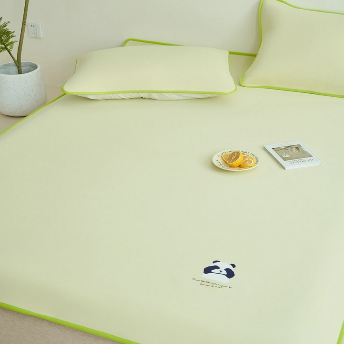 91家纺网 家纺一手货源 找家纺 晨曦家纺 2026新款可爱熊猫冻冻凉感席3D空气感凉席席子 熊猫冻感席-冰激凌香草色