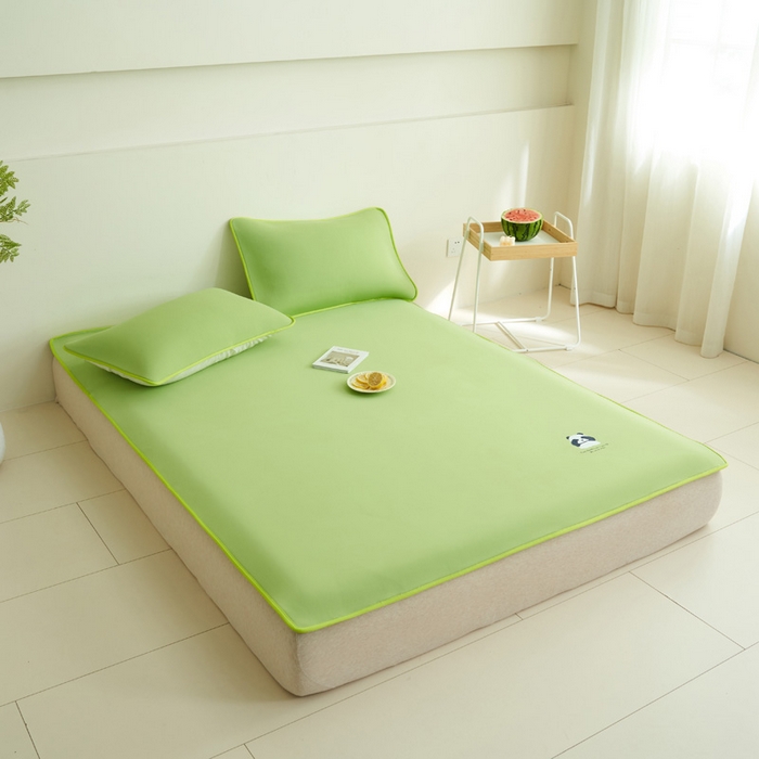 91家纺网 家纺一手货源 找家纺 晨曦家纺 2026新款可爱熊猫冻冻凉感席3D空气感凉席席子 熊猫冻感席-果冻苹果绿