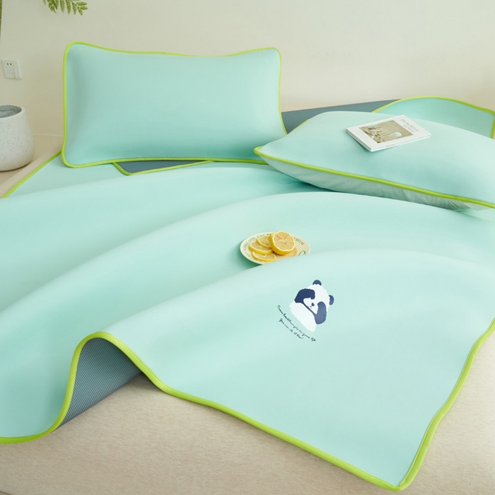 91家纺网 家纺一手货源 找家纺 晨曦家纺 2026新款可爱熊猫冻冻凉感席3D空气感凉席席子 熊猫冻感席-盛夏冰蓝