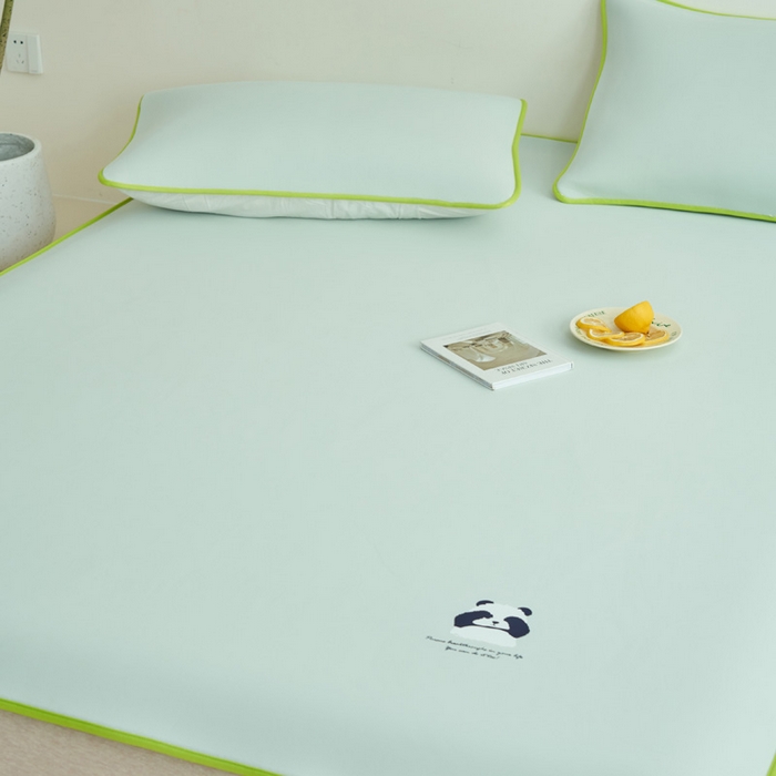 91家纺网 家纺一手货源 找家纺 晨曦家纺 2026新款可爱熊猫冻冻凉感席3D空气感凉席席子 熊猫冻感席-初夏清新蓝