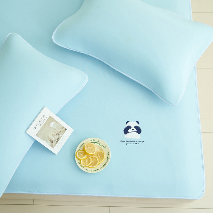 91家纺网 家纺一手货源 找家纺 晨曦家纺 2026新款可爱熊猫冻冻凉感席3D空气感凉席席子 熊猫冻感席-经典天空蓝