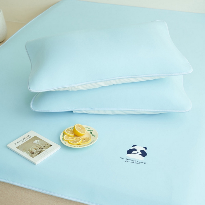 91家纺网 家纺一手货源 找家纺 晨曦家纺 2026新款可爱熊猫冻冻凉感席3D空气感凉席席子 熊猫冻感席-经典天空蓝