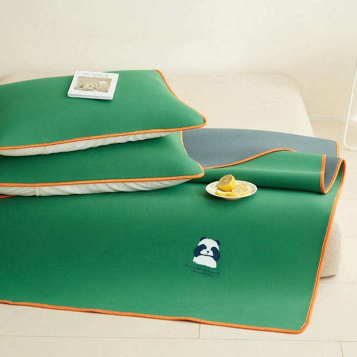 91家纺网 家纺一手货源 找家纺 晨曦家纺 2026新款可爱熊猫冻冻凉感席3D空气感凉席席子 熊猫冻感席-清凉西瓜绿