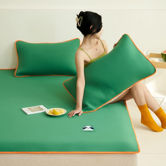 91家纺网 家纺一手货源 找家纺 晨曦家纺 2026新款可爱熊猫冻冻凉感席3D空气感凉席席子 熊猫冻感席-清凉西瓜绿