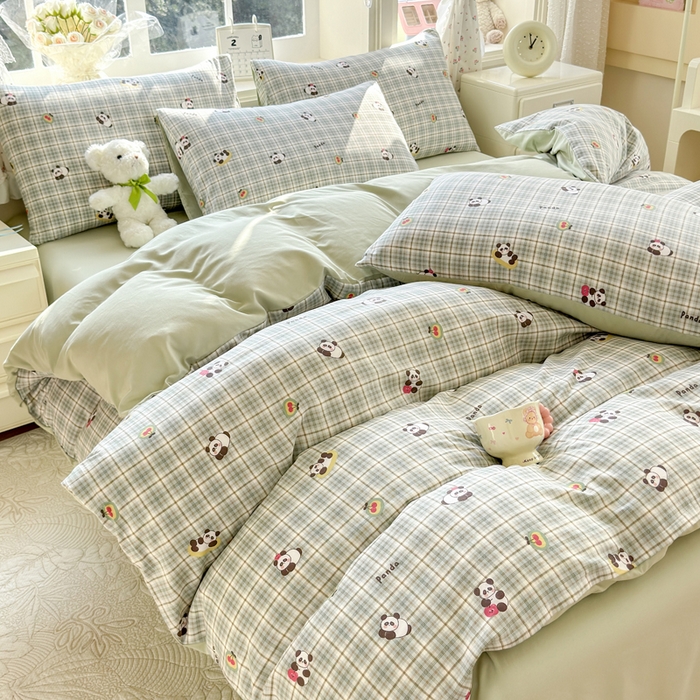 91家纺网 家纺一手货源 找家纺 诗黛尔 2026新款学生季仙女小花卉植物卡通云朵棉四件套三件套（二） 快乐熊猫