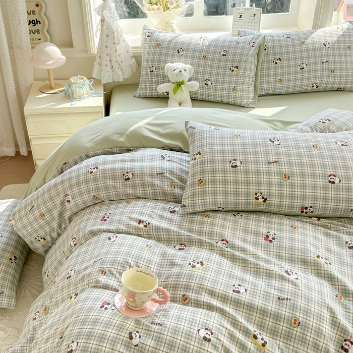 91家纺网 家纺一手货源 找家纺 诗黛尔 2026新款学生季仙女小花卉植物卡通云朵棉四件套三件套（二） 快乐熊猫