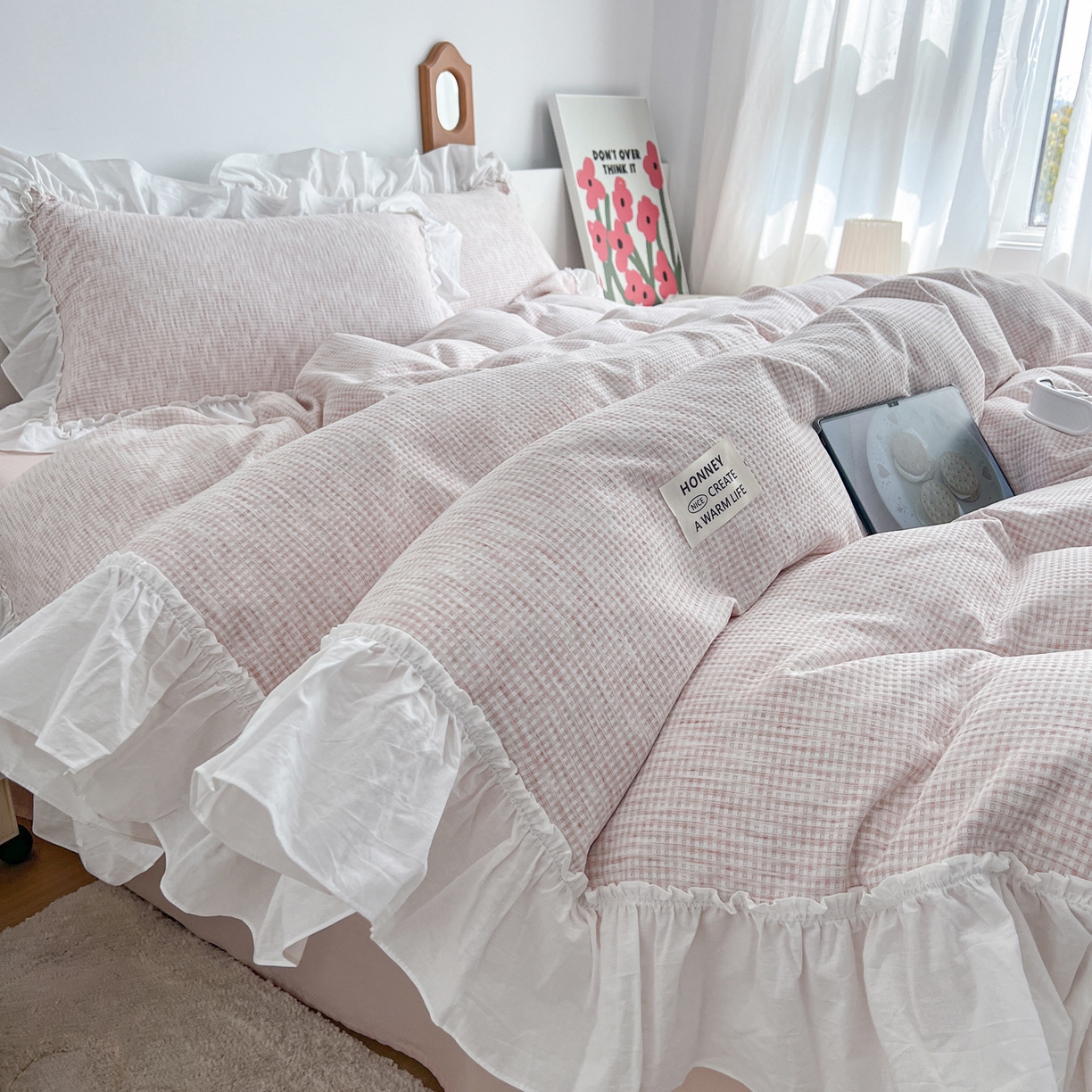 91家纺网 家纺一手货源 找家纺 （总）晨曦家纺 2026新款荷叶花边雪尼尔提花四件套可水洗棉四件套少女风