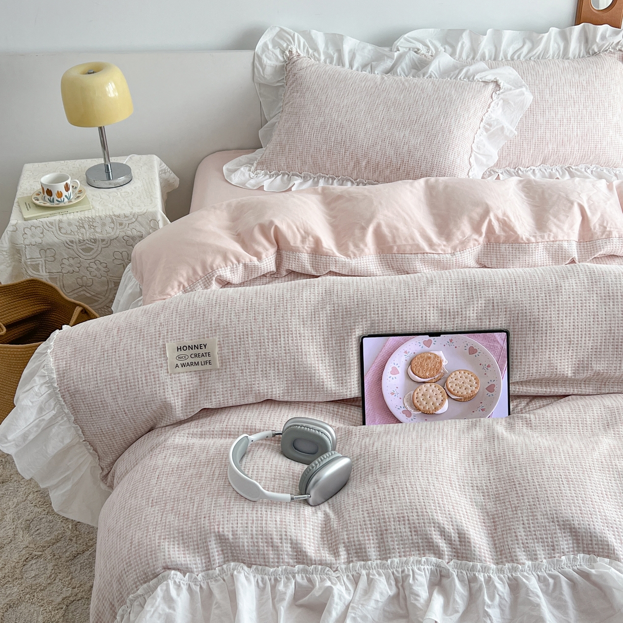 91家纺网 家纺一手货源 找家纺 （总）晨曦家纺 2026新款荷叶花边雪尼尔提花四件套可水洗棉四件套少女风