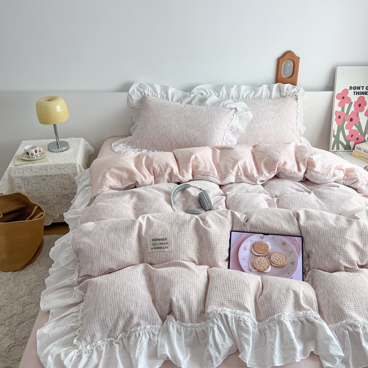 91家纺网 家纺一手货源 找家纺 （总）晨曦家纺 2026新款荷叶花边雪尼尔提花四件套可水洗棉四件套少女风