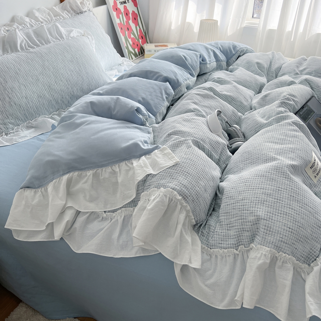 91家纺网 家纺一手货源 找家纺 晨曦家纺 2026新款荷叶花边雪尼尔提花四件套可水洗棉四件套少女风 法式奶蓝