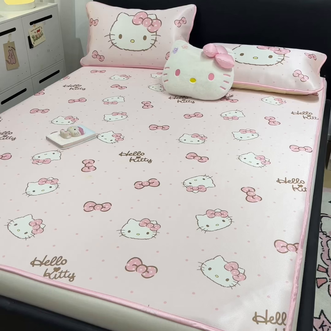 91家纺网 家纺一手货源 找家纺 （总）暮思家居 2026新款三丽鸥正版授权数码印花A类可机洗1200D冰丝凉席三件套平铺款系列