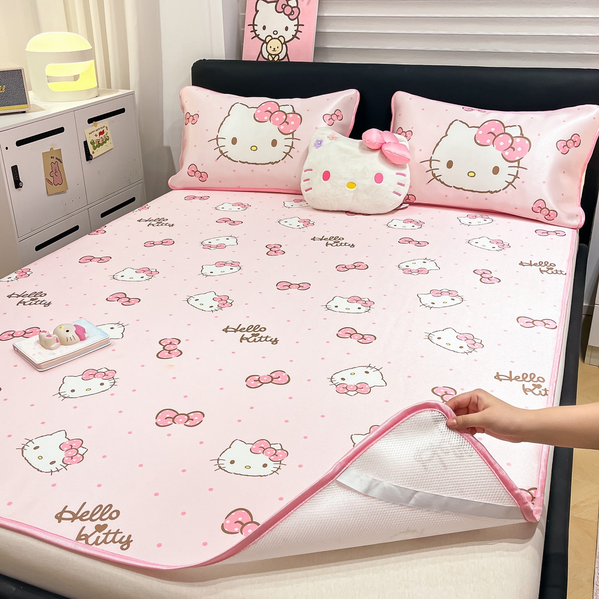 91家纺网 家纺一手货源 找家纺 （总）暮思家居 2026新款三丽鸥正版授权数码印花A类可机洗1200D冰丝凉席三件套平铺款系列